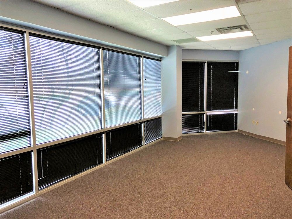 Building 5: 4435 Aicholtz Rd, Cincinnati, OH 45245